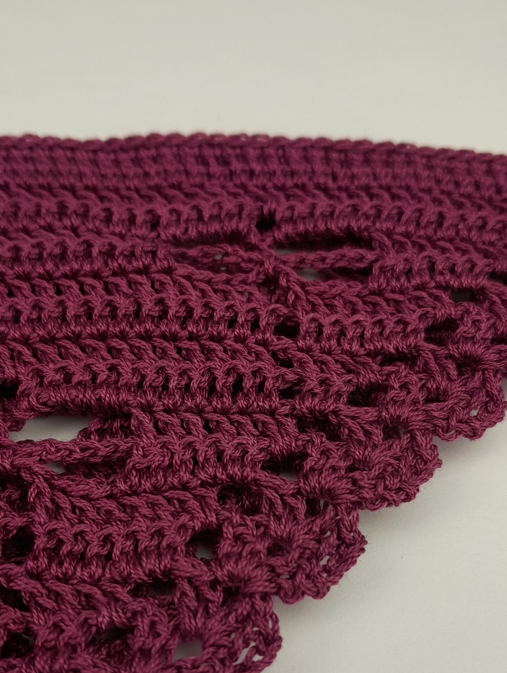 Handmade Crocheted Dragonfly Filet Maroon Wine Head Bandana Tie Back Kerchief - Picture 7 of 10